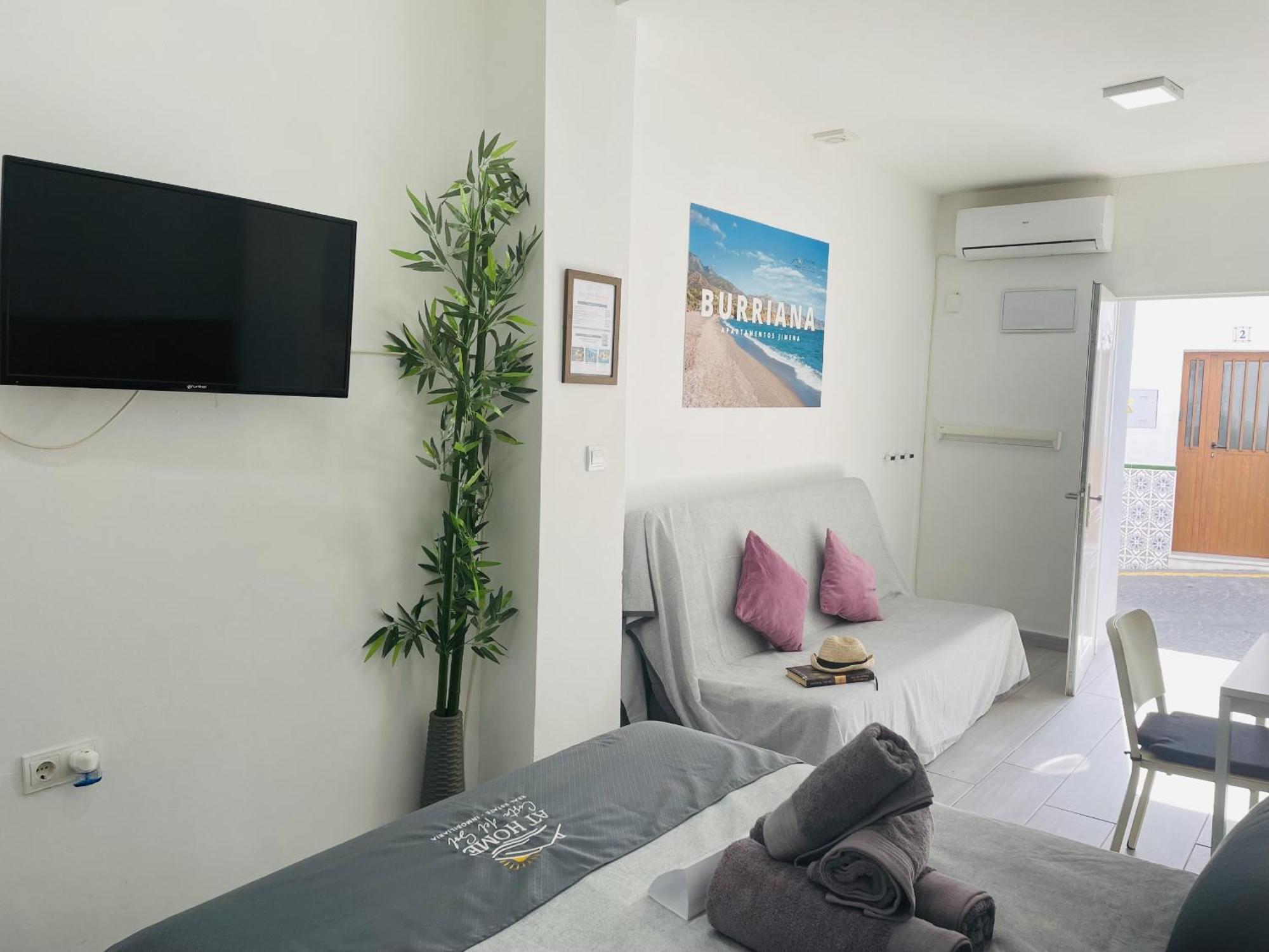 Estudio Jimena Burriana En El Centro De Nerja Ngoại thất bức ảnh