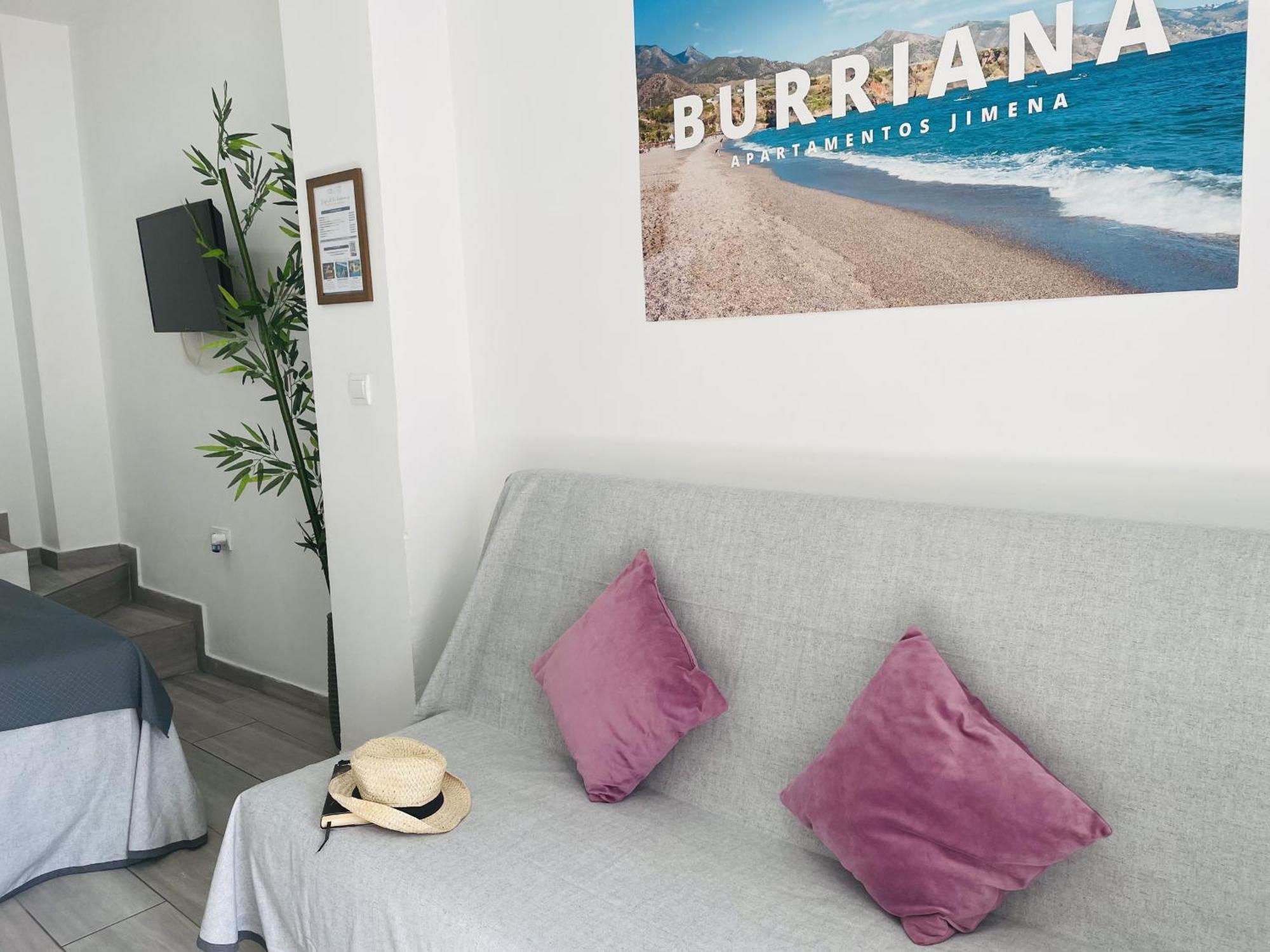Estudio Jimena Burriana En El Centro De Nerja Ngoại thất bức ảnh
